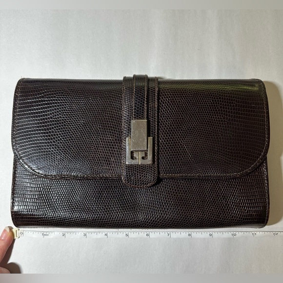 Rare Vintage Gucci Lizard Clutch in Dark Brown - Picture 9 of 13